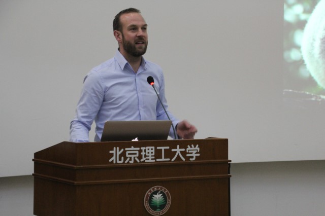 港澳六宝大典