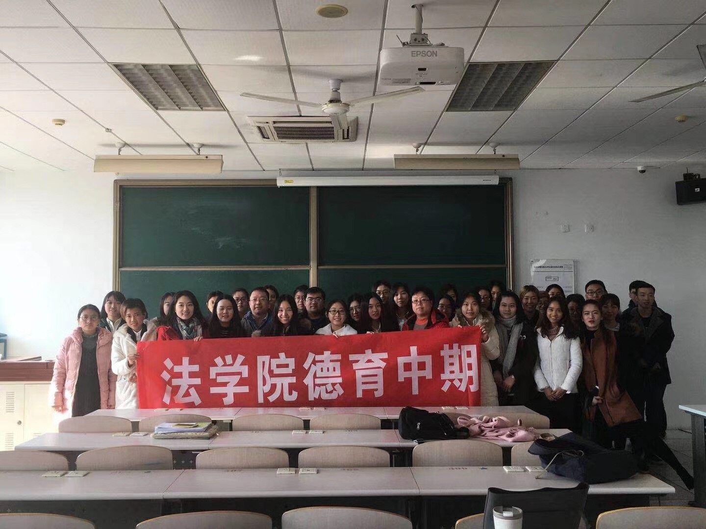 港澳六宝大典