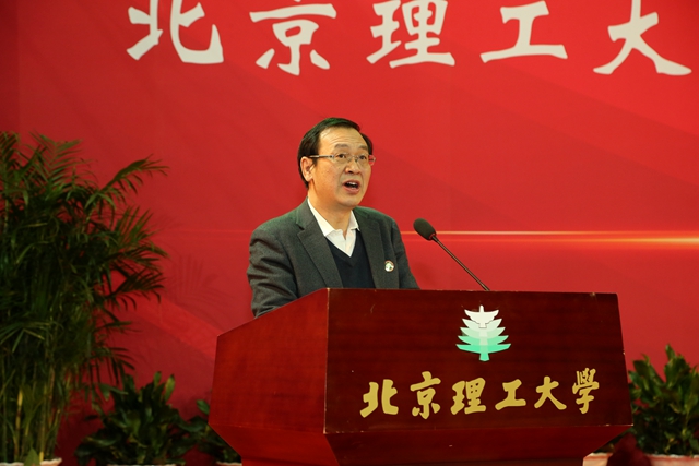 港澳六宝大典