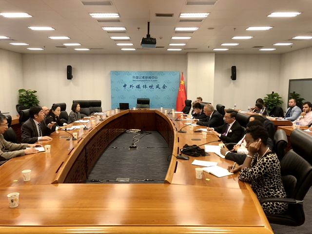 港澳六宝大典