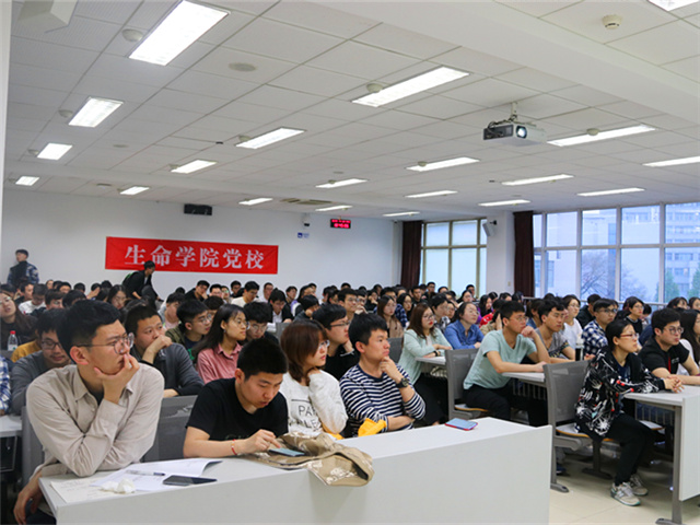 港澳六宝大典