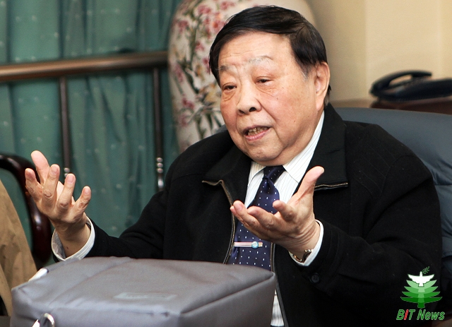 港澳六宝大典