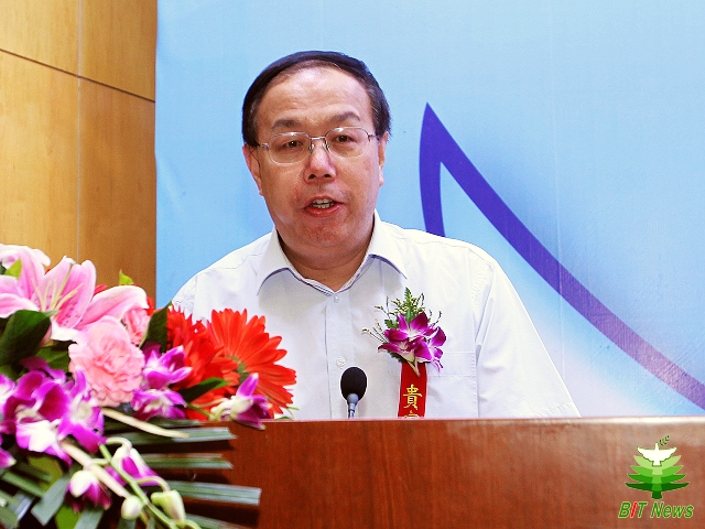 港澳六宝大典
