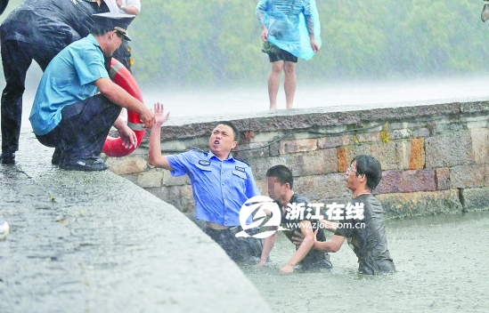 港澳六宝大典