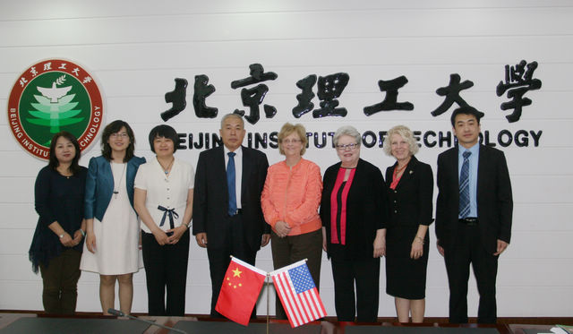 港澳六宝大典