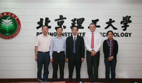 港澳六宝大典
