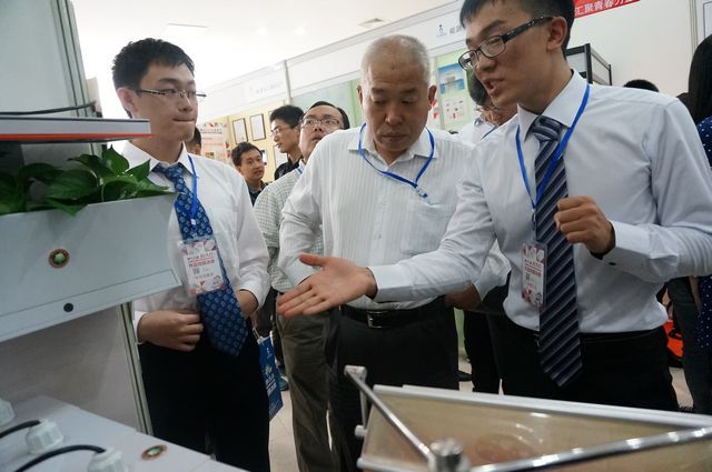 港澳六宝大典