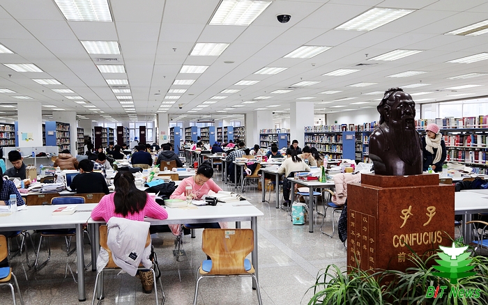 港澳六宝大典