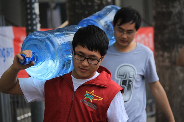 港澳六宝大典