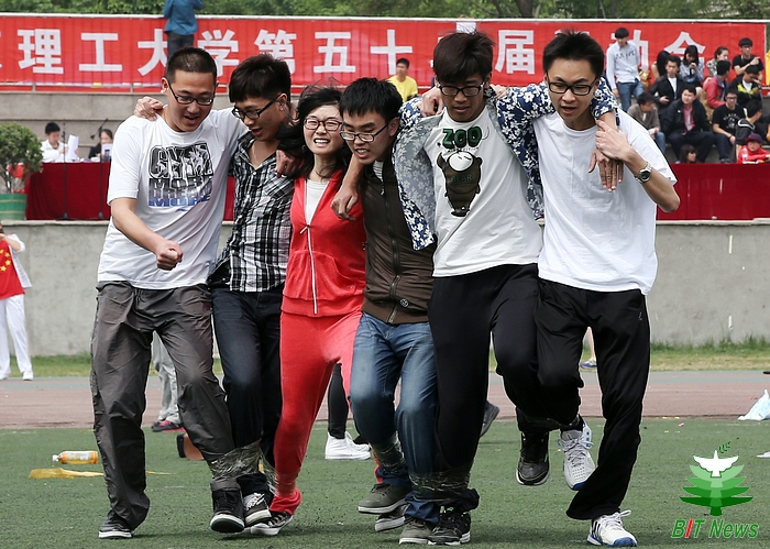 港澳六宝大典