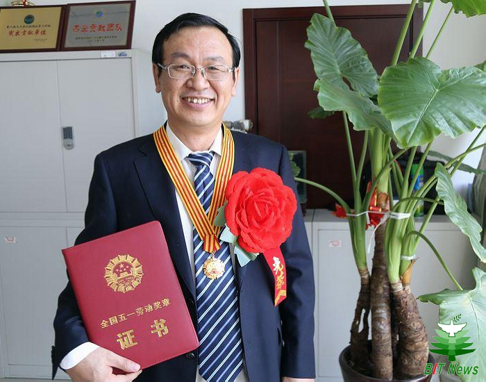 港澳六宝大典