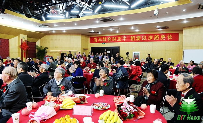 港澳六宝大典