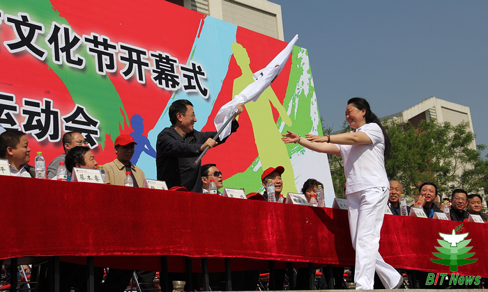 港澳六宝大典