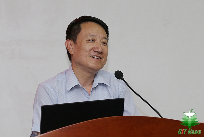 港澳六宝大典