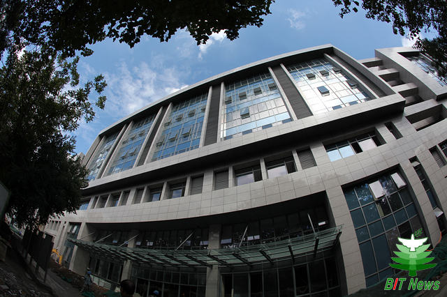 港澳六宝大典