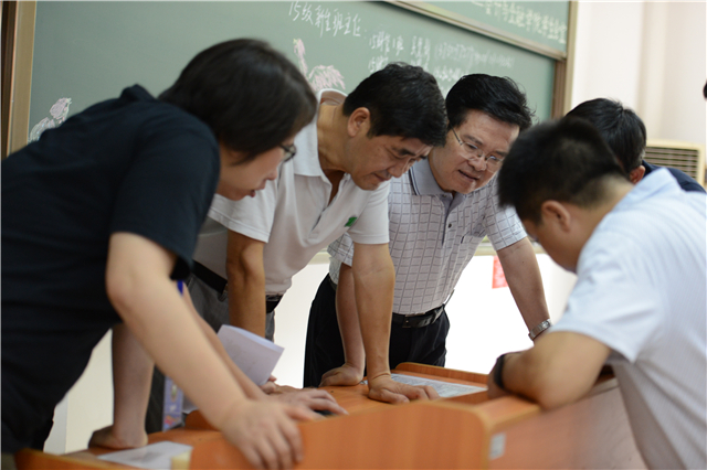 港澳六宝大典