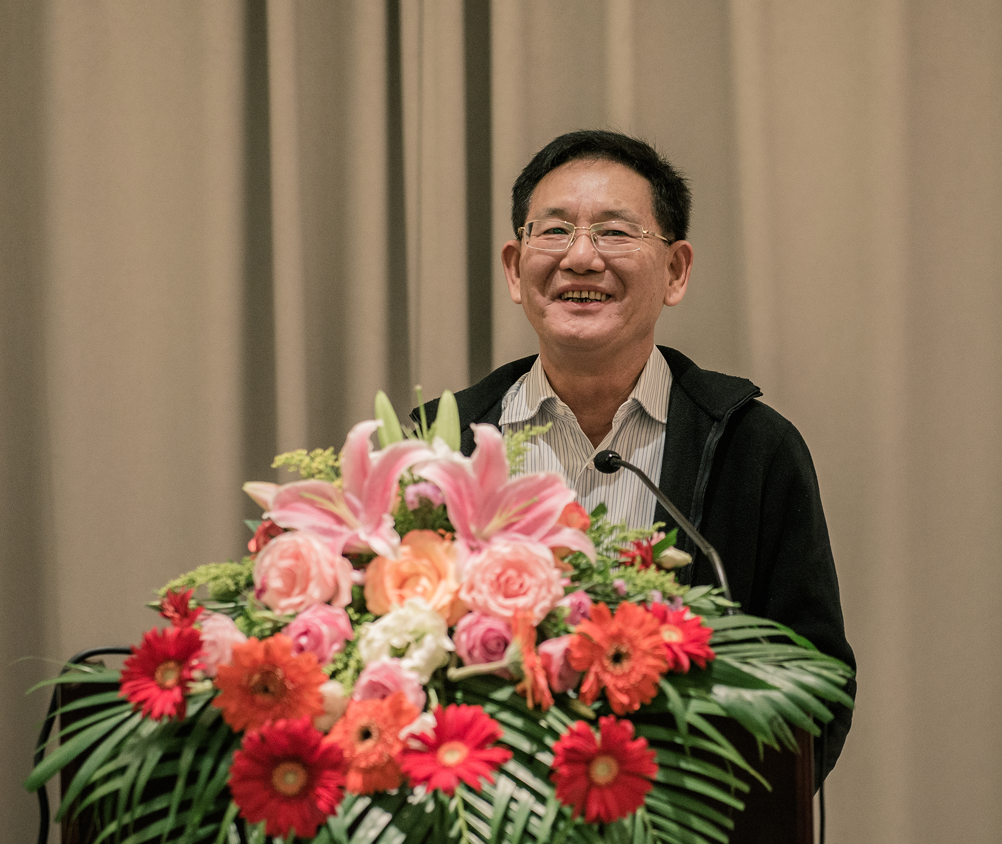 港澳六宝大典