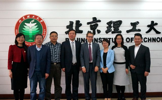 港澳六宝大典