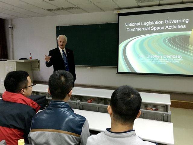 港澳六宝大典