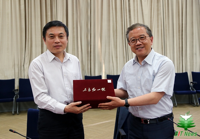 港澳六宝大典