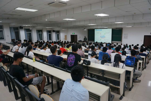 港澳六宝大典