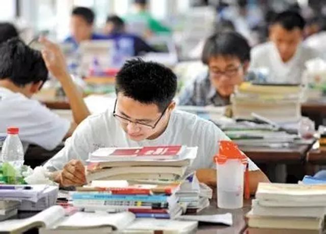 港澳六宝大典