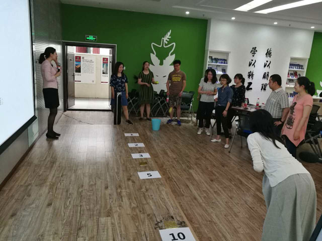 港澳六宝大典