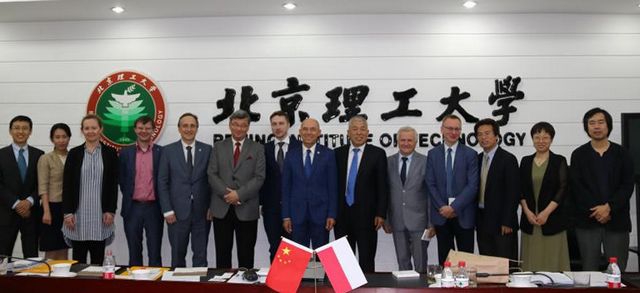 港澳六宝大典