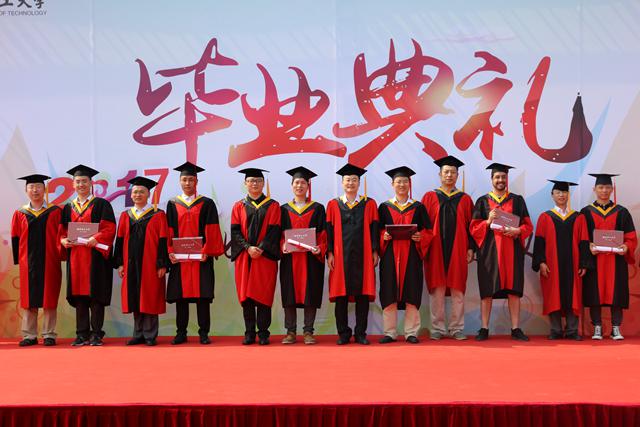 港澳六宝大典