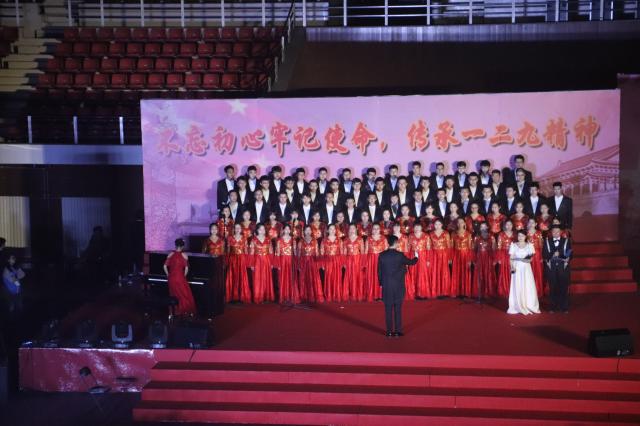 港澳六宝大典