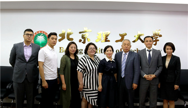 港澳六宝大典