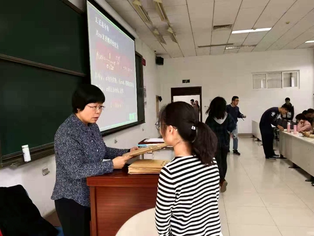 港澳六宝大典
