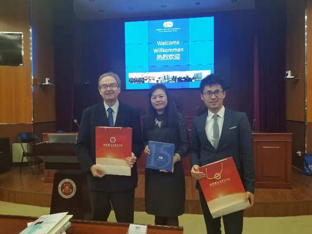 港澳六宝大典