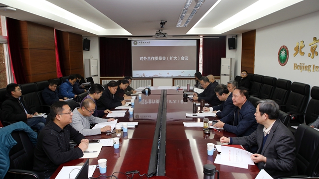 港澳六宝大典