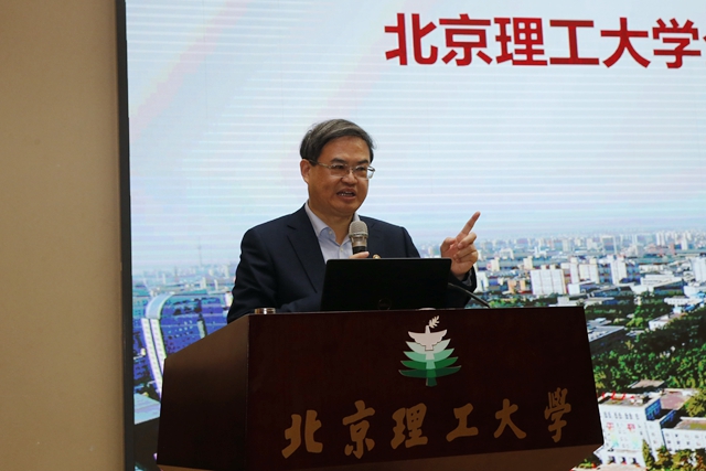港澳六宝大典