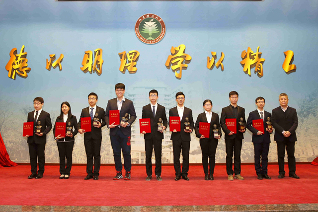 港澳六宝大典