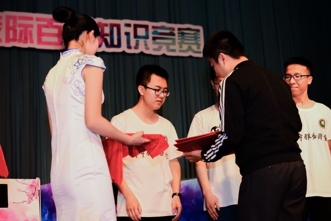 港澳六宝大典