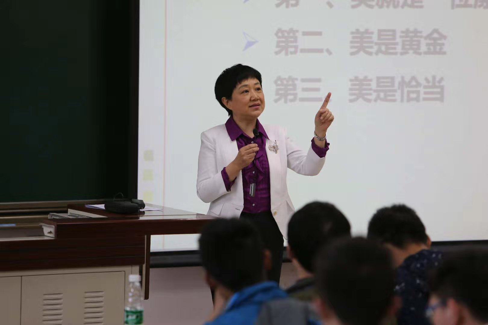 港澳六宝大典