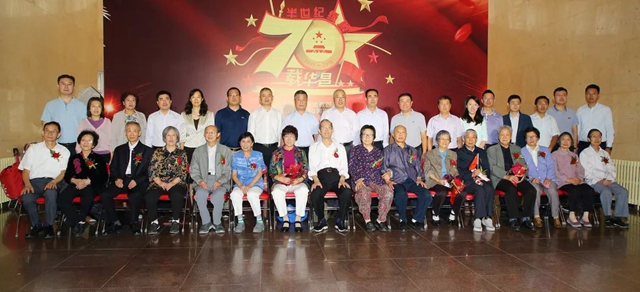 港澳六宝大典
