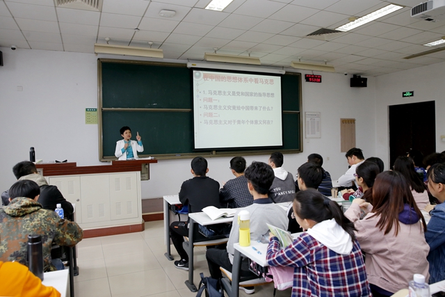 港澳六宝大典