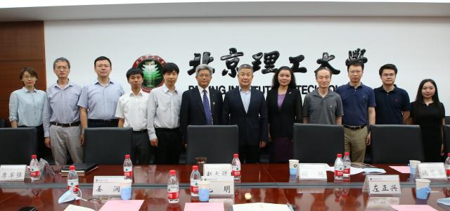 港澳六宝大典