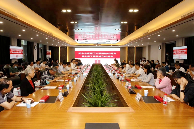 港澳六宝大典