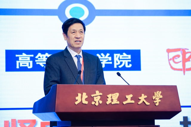 港澳六宝大典
