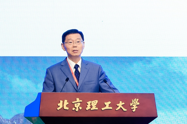 港澳六宝大典