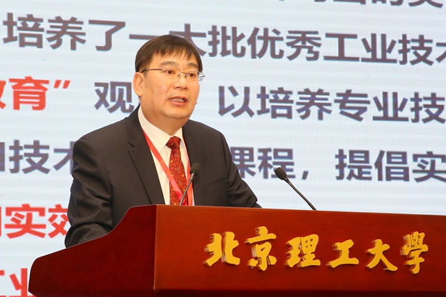 港澳六宝大典